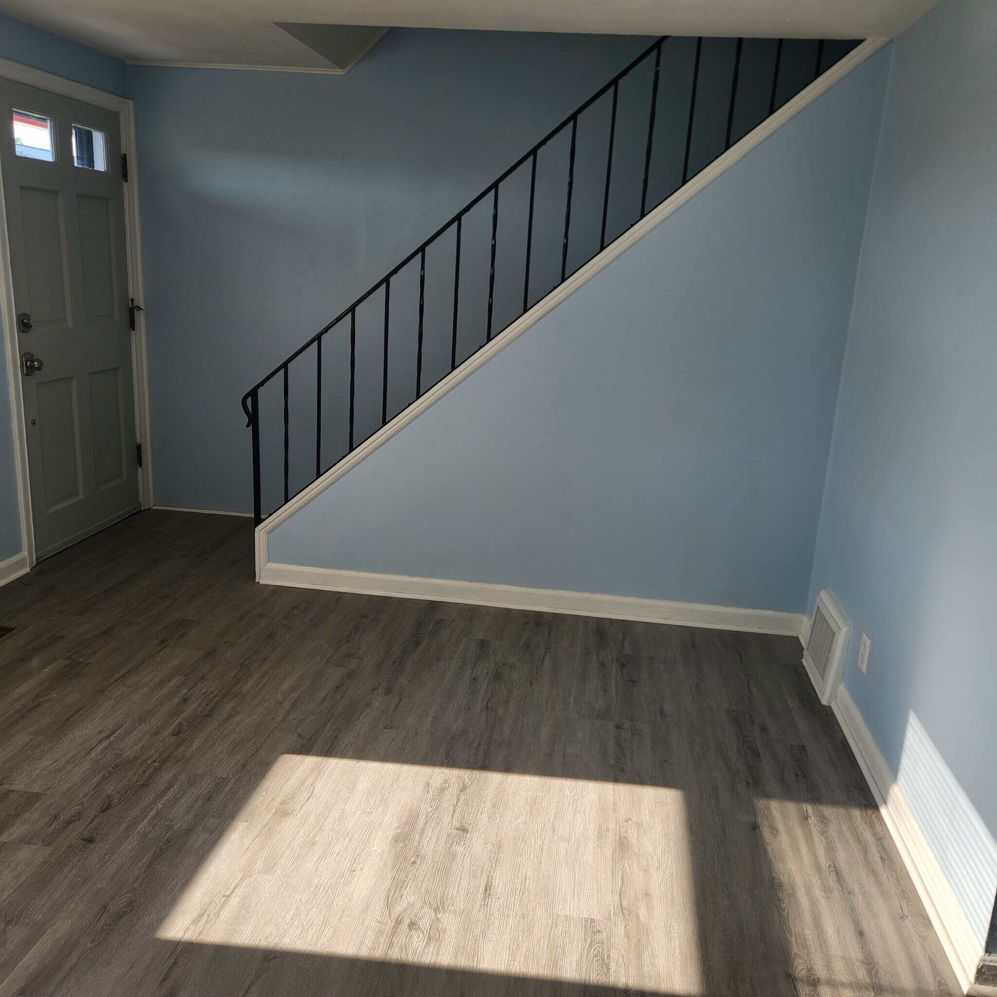 Building Photo - 2065 Colvin Blvd