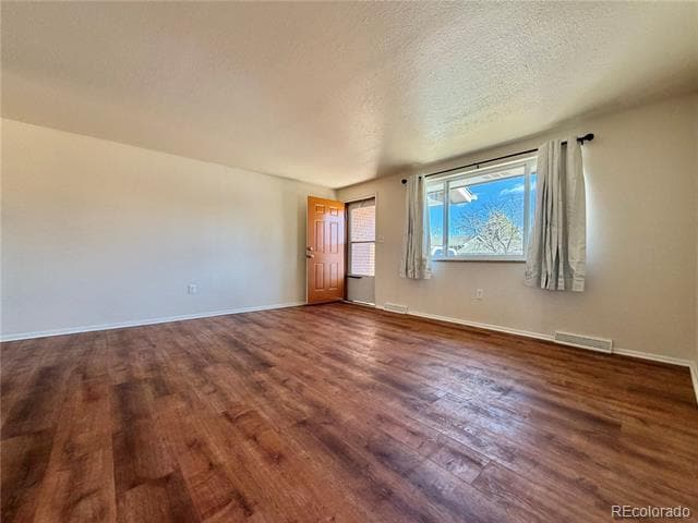 Building Photo - 4683 Holland St