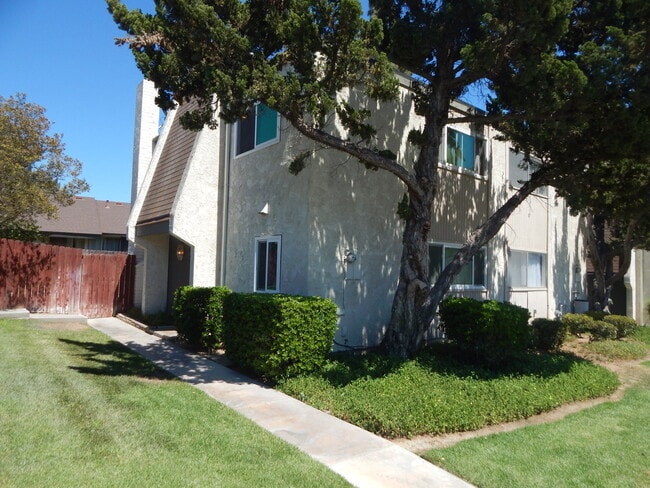 Primary Photo - Beautiful Jurupa Hills Condo - 3 Bedroom