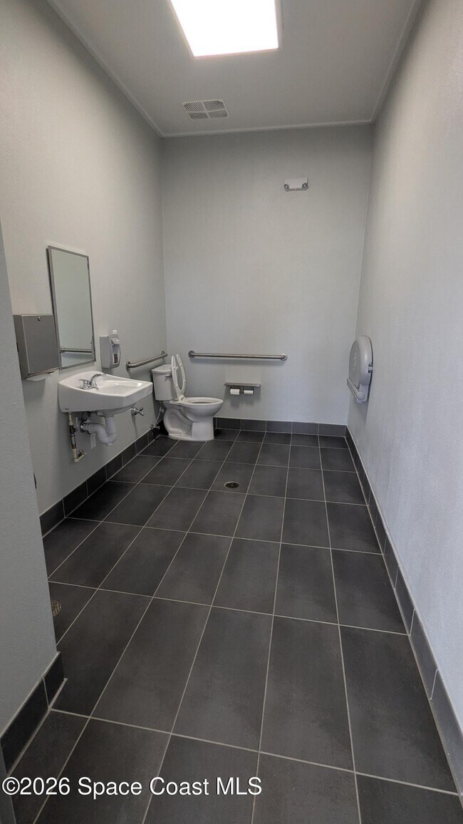 Building Photo - 5113 Inspire Ln