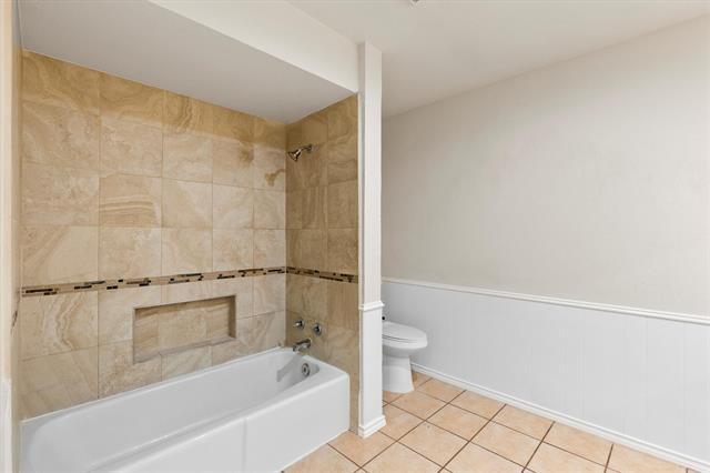 Building Photo - 314 N Wood Dr