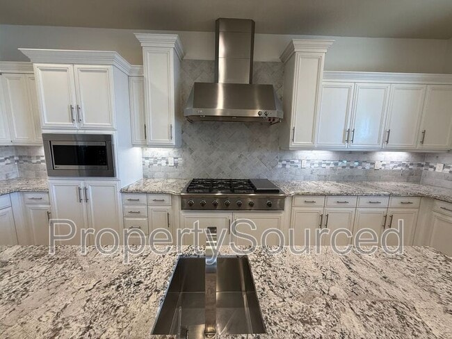 Building Photo - 4060 Chiavari Way