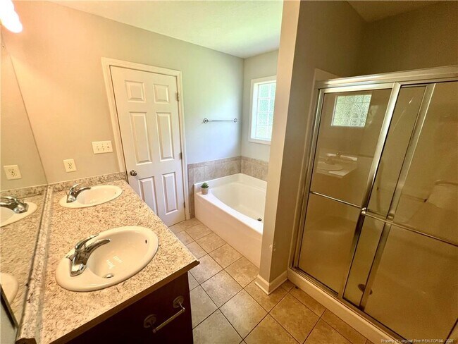 Building Photo - 2249 Stornoway Ct