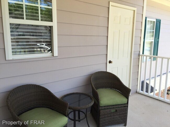 Building Photo - 522 Lionshead Rd