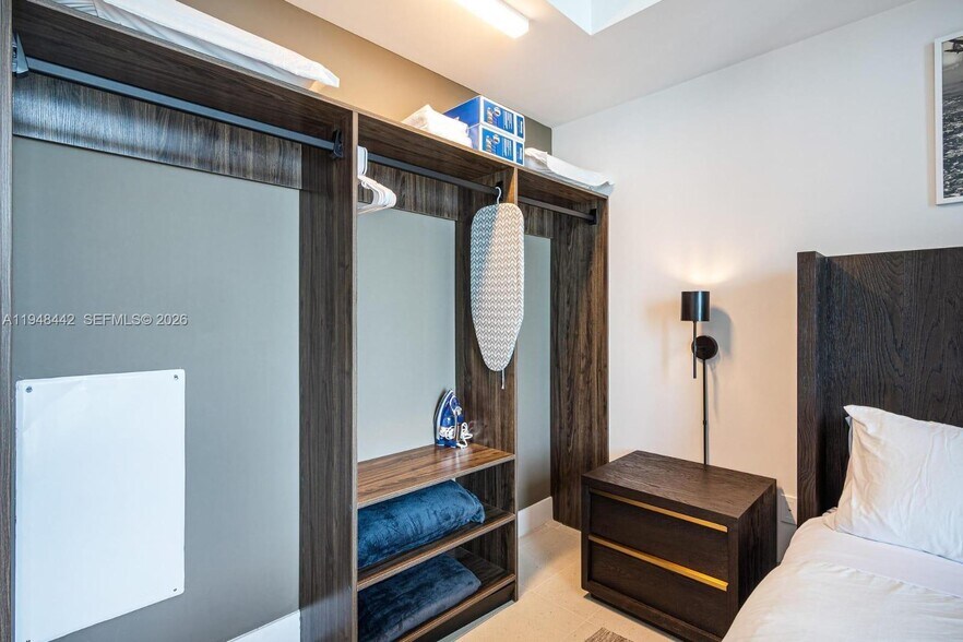 Building Photo - 159 NE 6th St