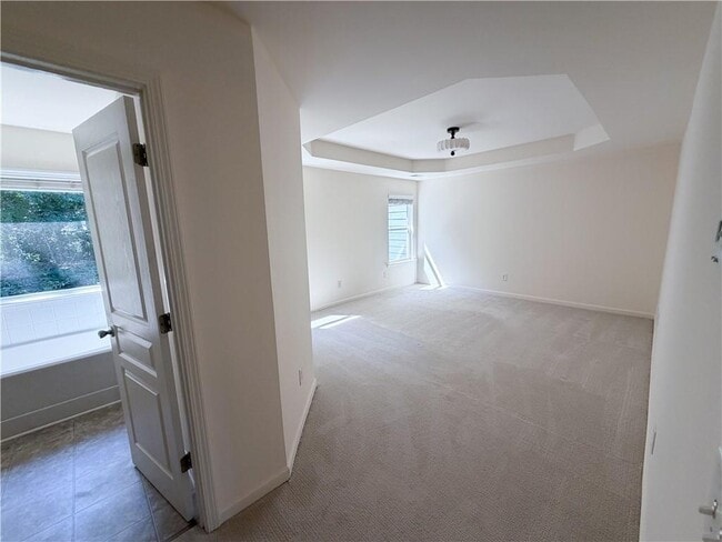 Building Photo - 216 Parc View Ln
