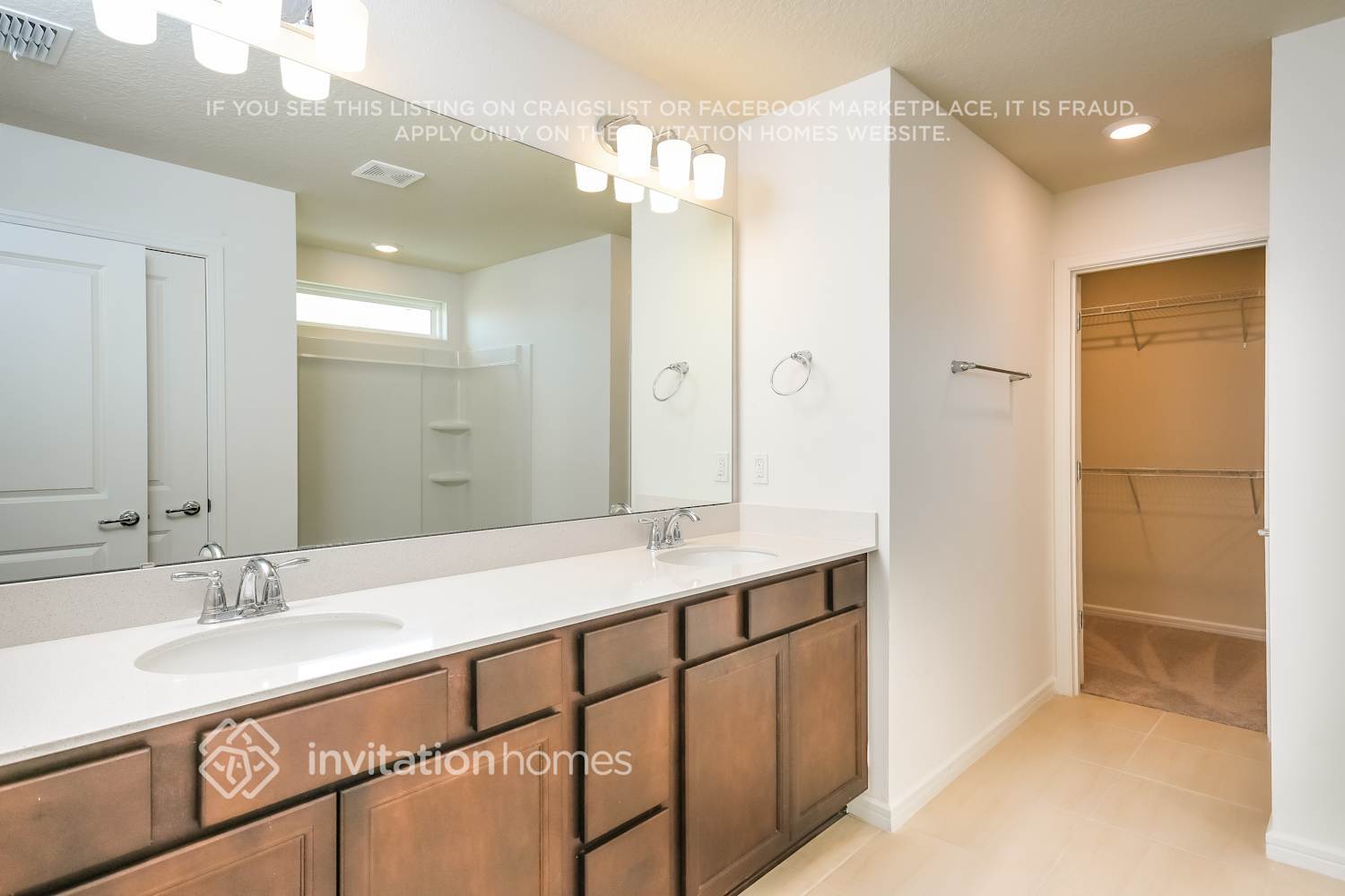 Building Photo - 2713 Serenity Gdn Dr