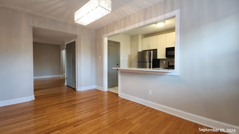 Building Photo - 6202 Nottingham Ave