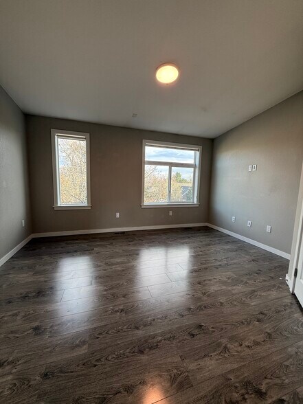 Building Photo - 5660 W 38th Ave