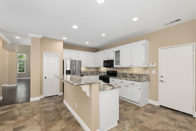 Building Photo - Paseo Del Sol, 5 br/3 ba House, 2-Story, 3 car gar, yard, corner lot, gardener, granite, hardwood...
