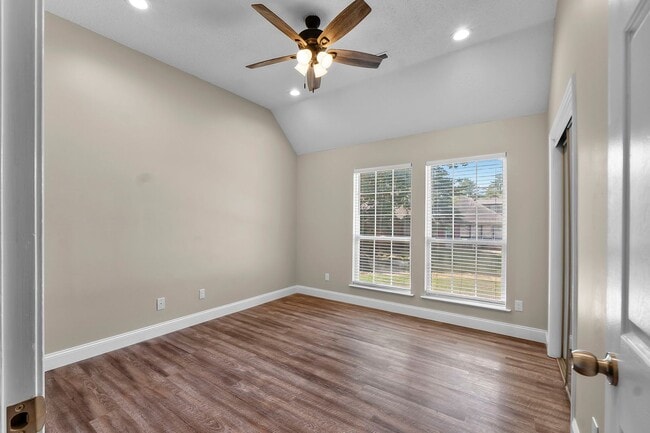 Building Photo - 1226/1228 Brookshire Rd