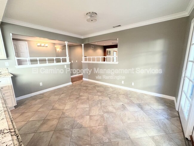 Building Photo - 750 Vinemead Dr