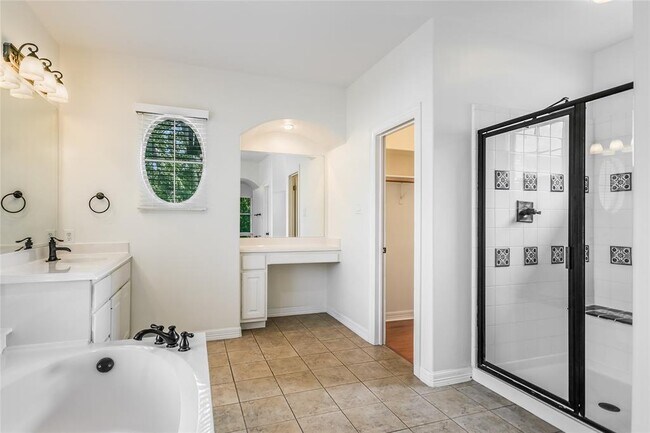 Building Photo - 4007 Gaines Ct