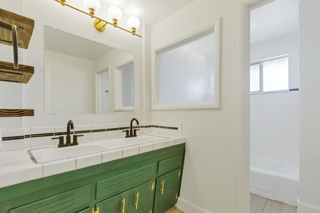 Building Photo - 2021 Sherrelwood Cir