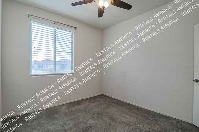 Building Photo - 12114 W Rowel Rd