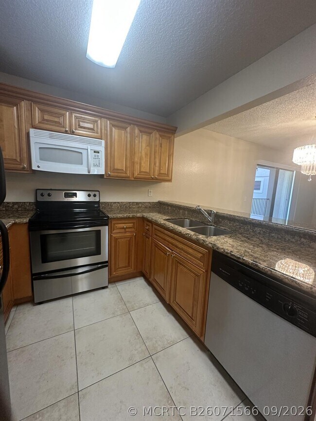 Building Photo - 1680 Windorah Way