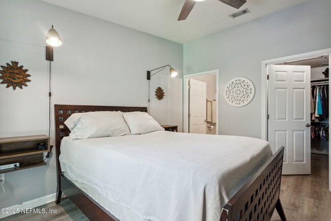 Building Photo - 13785 Herons Landing Way