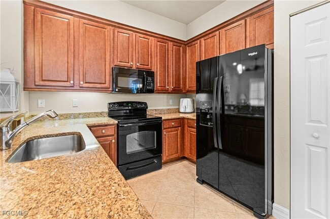Building Photo - 10535 Carolina Willow Dr