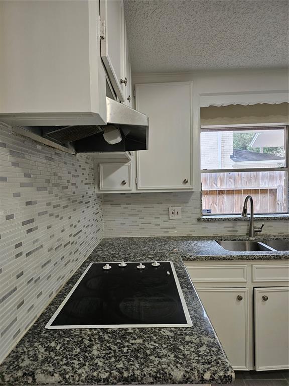 Building Photo - 13517 Woodchester Dr