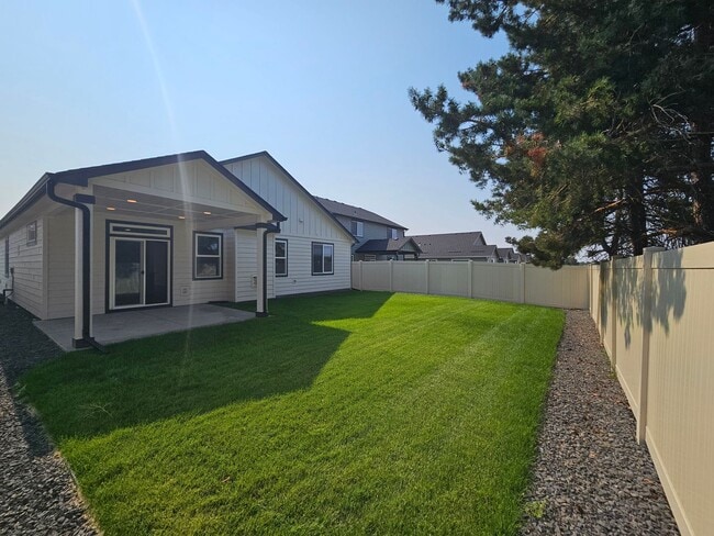 Building Photo - New build! October rent free