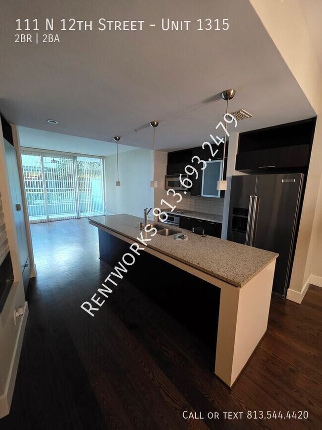 Primary Photo - 111 N 12th St