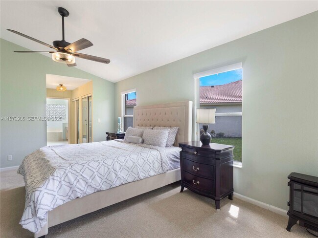 Building Photo - 2549 Egret Lake Dr