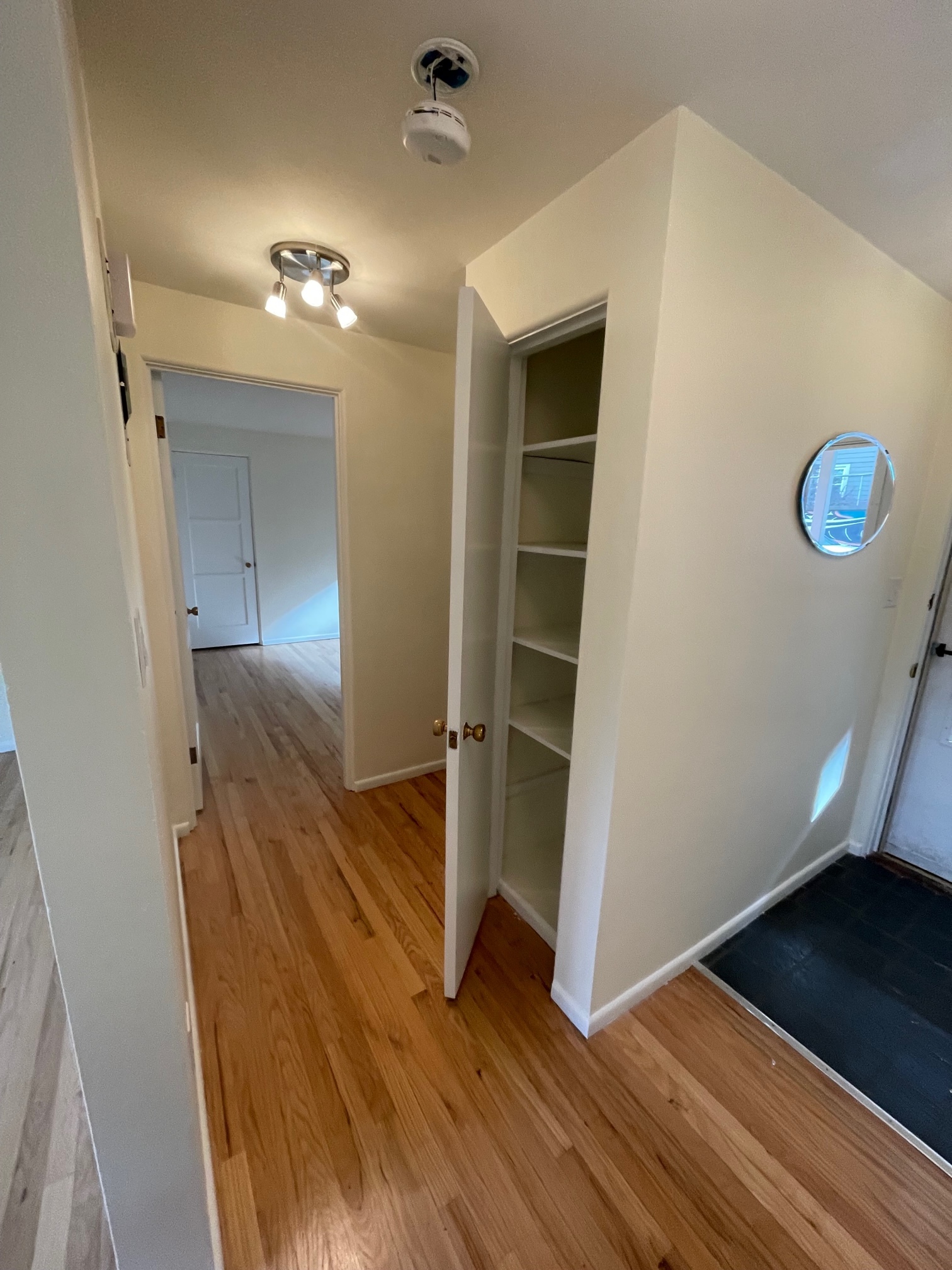 Hall with Closet - 901 N Forest St