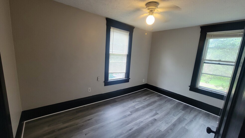 Building Photo - 84 Bittman St