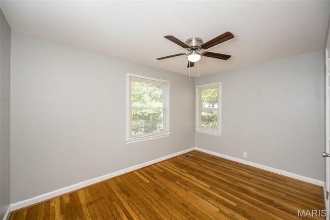 Building Photo - 1239 Darr Dr