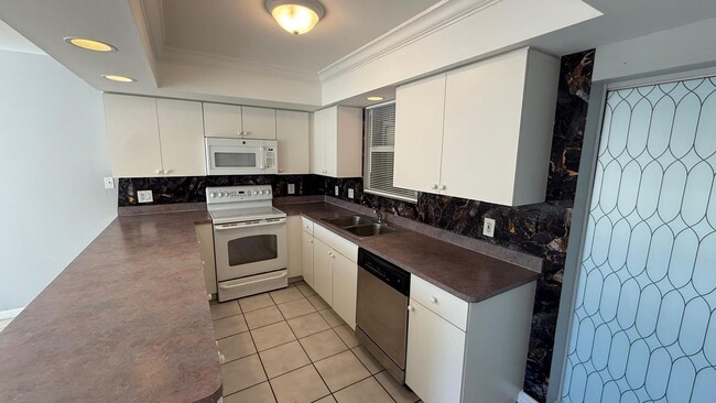 Building Photo - Unit 1 @1407 SE 24TH AVE