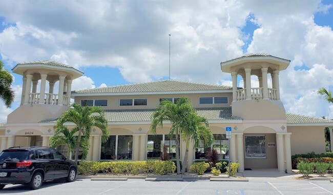 Building Photo - 6618 7th Ave Cir W