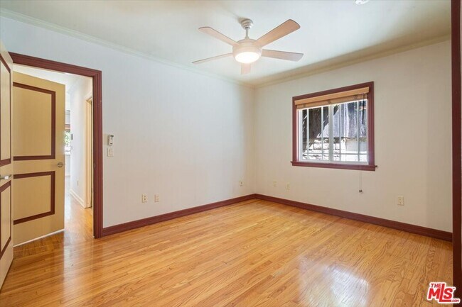 Building Photo - 4385 Camellia Ave