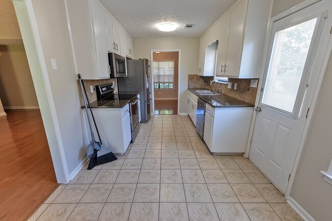 Building Photo - Home for Rent in Copperfield