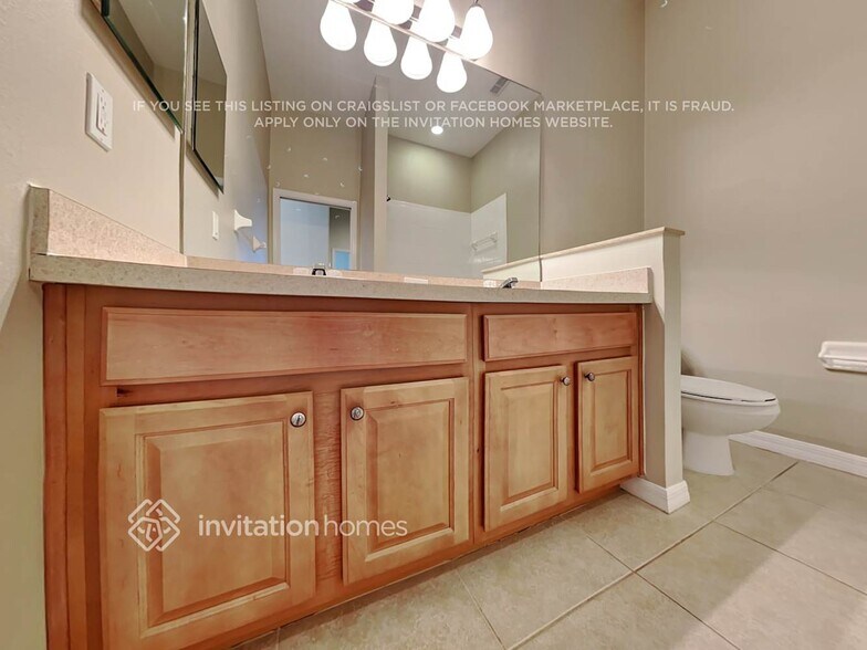 Building Photo - 20401 Walnut Grove Ln