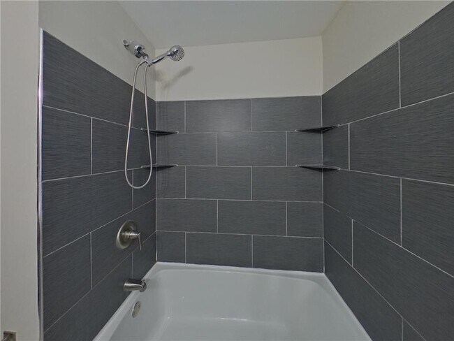 Building Photo - 803 Willard St W