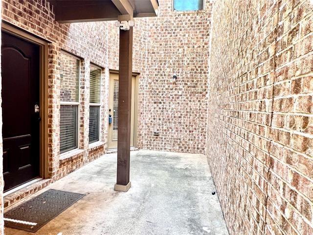 Building Photo - 4140 Comanche Dr