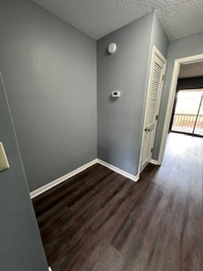 Building Photo - Lakeside Townhomes, Daleville Alabama