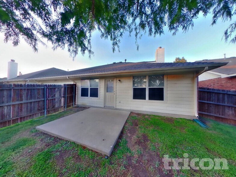 Building Photo - 2965 Misty Ridge Ln