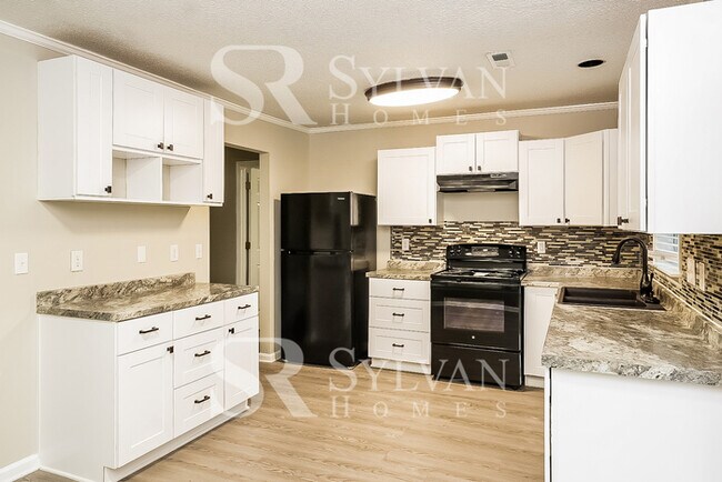 Building Photo - 1602 Glenn Meade Dr