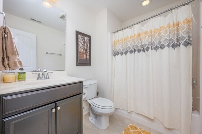 Building Photo - Impressive Townhome in Popular Five Points - Inside the Beltline Location