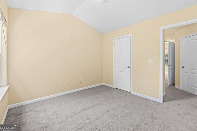 Building Photo - 1352 Rogers Trce