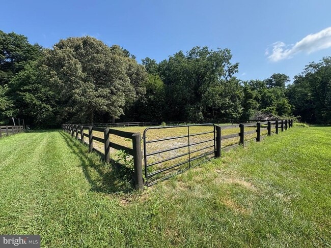 Building Photo - 137 Elk Ranch Park Rd