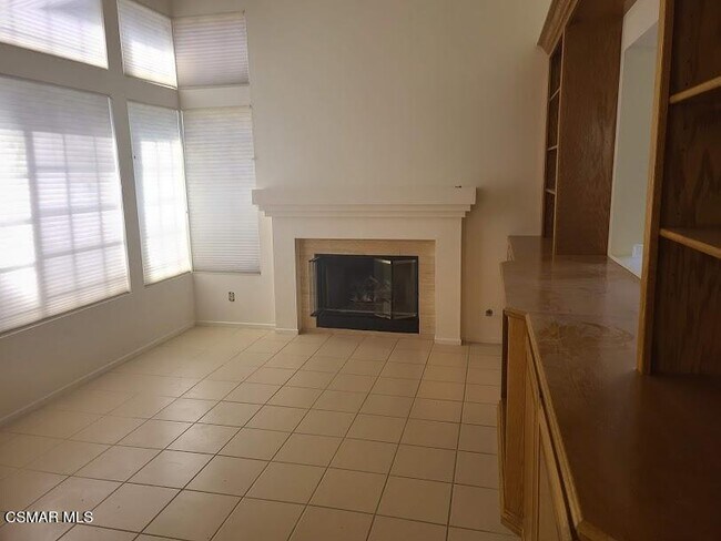 Building Photo - 1029 Amberton Ln