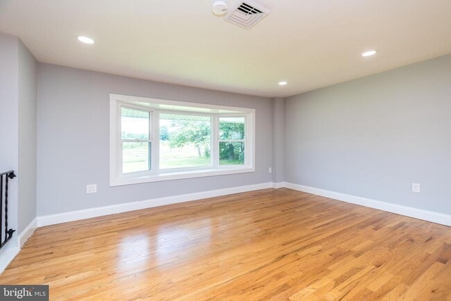 Building Photo - 402 Layfield Rd