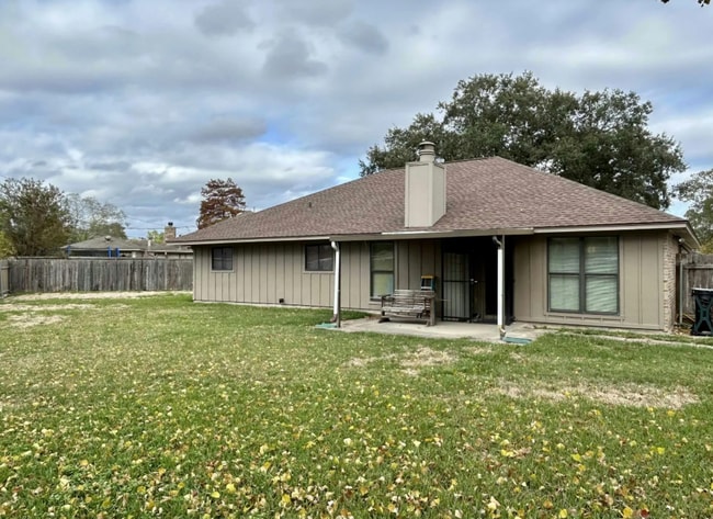 Primary Photo - 4895 Taft St
