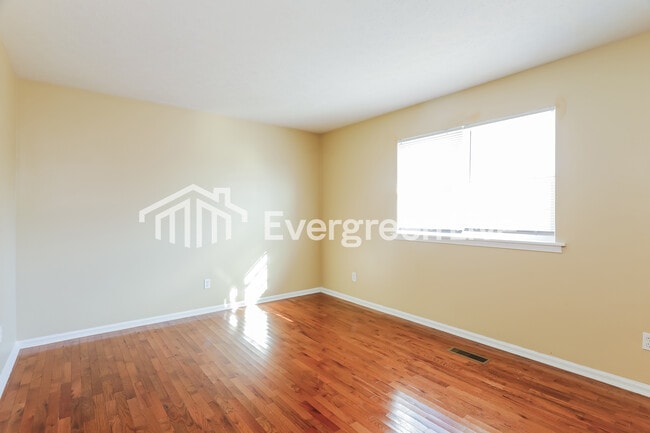 Building Photo - 4012 St John Ln NW