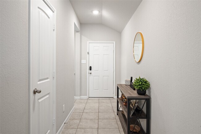 Building Photo - 21643 Calico Bush Trail