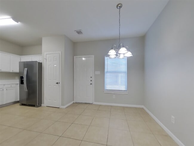 Building Photo - 11335 Carla St