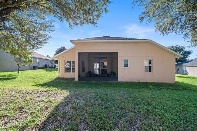 Building Photo - 3434 Bromfield Dr