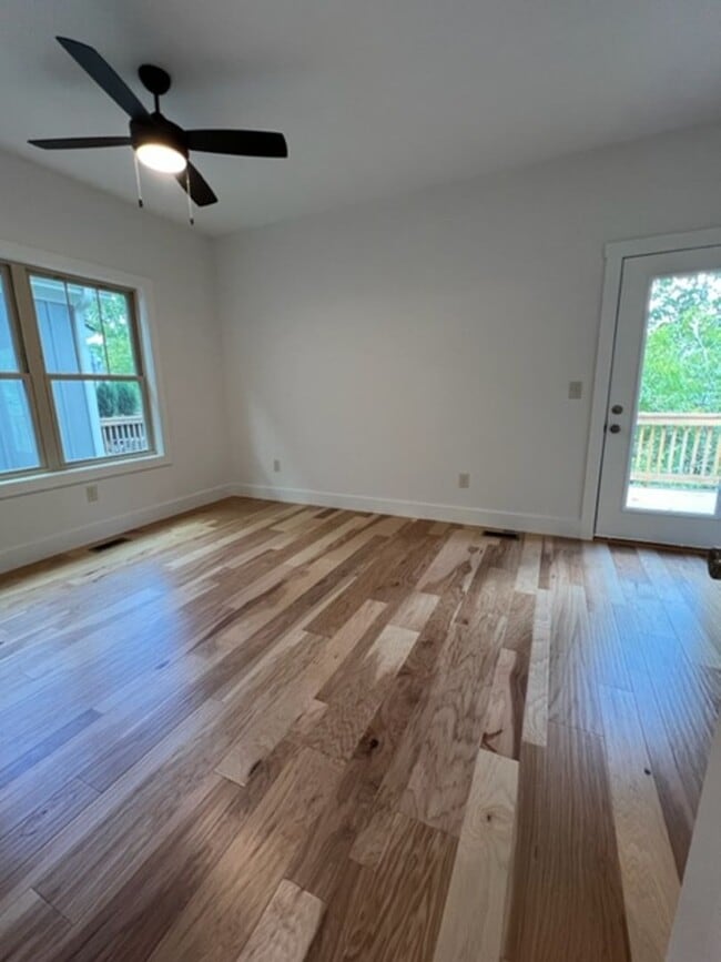 Building Photo - New Construction Weaverville Rental